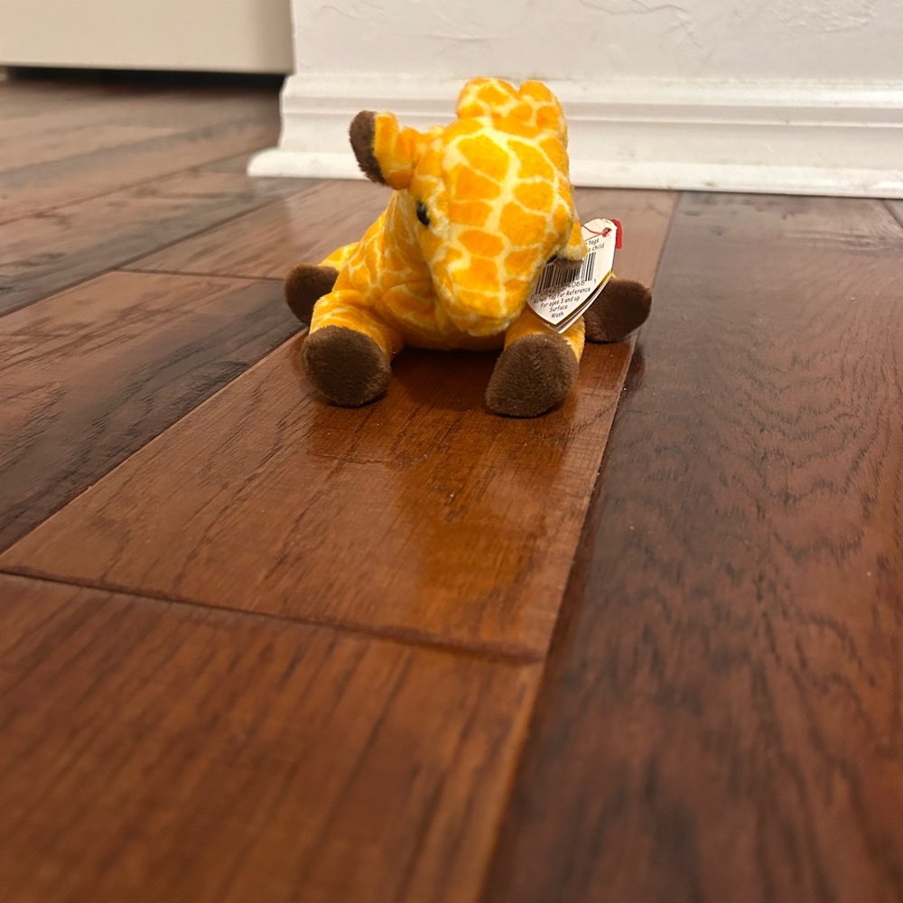 Ty Yellow and Brown Giraffe Plush